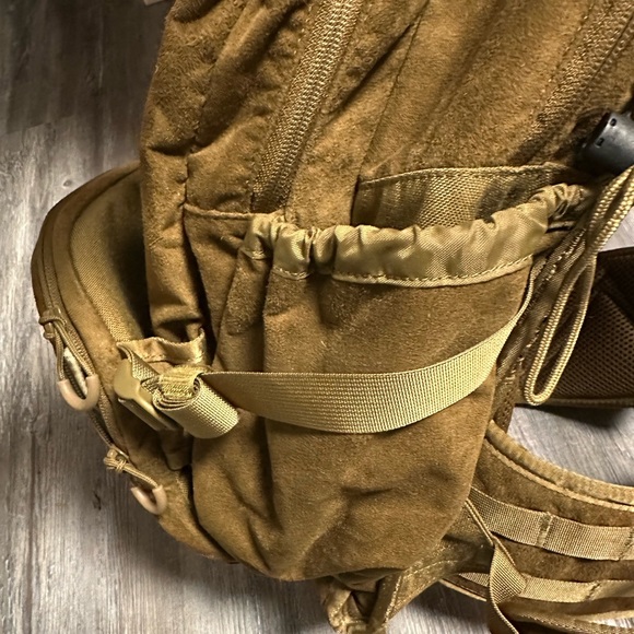 Eberlestock X1 Pack. No longer sold. Coyote brown suede. - Picture 13 of 13